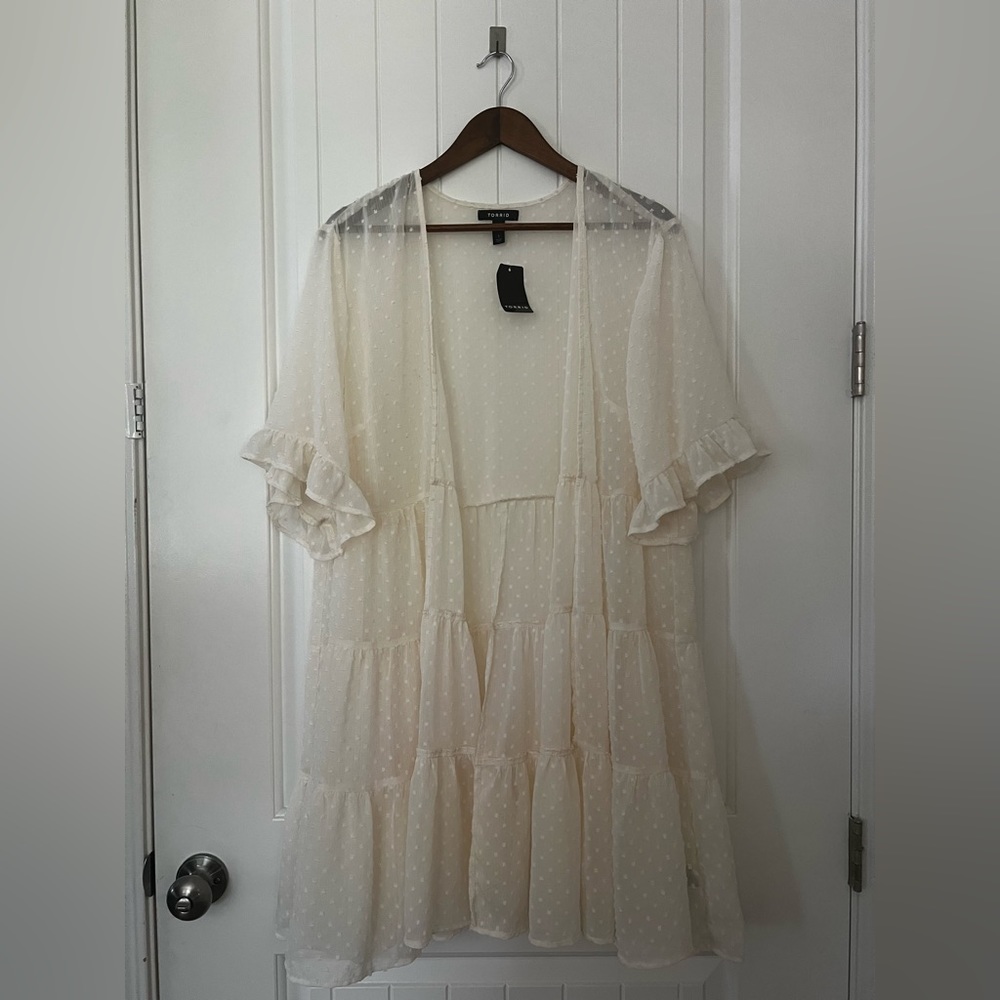 Torrid Size 1 - Romantic Chiffon Elbow Sleeve Knee Length Cardign